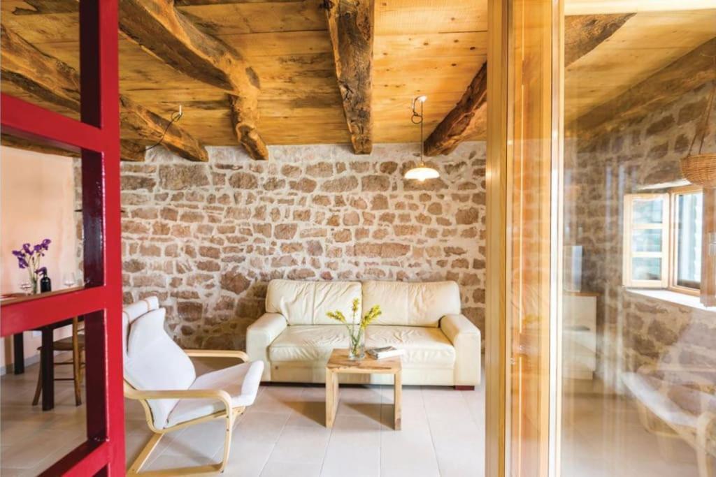 Apartman A Stone House 'pojata'